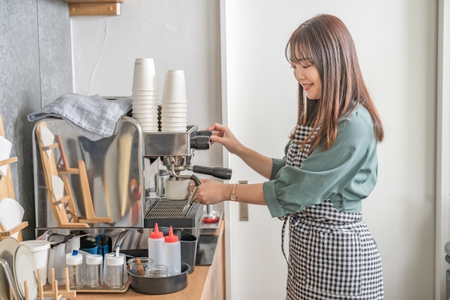 バリスタ 資格 バイト